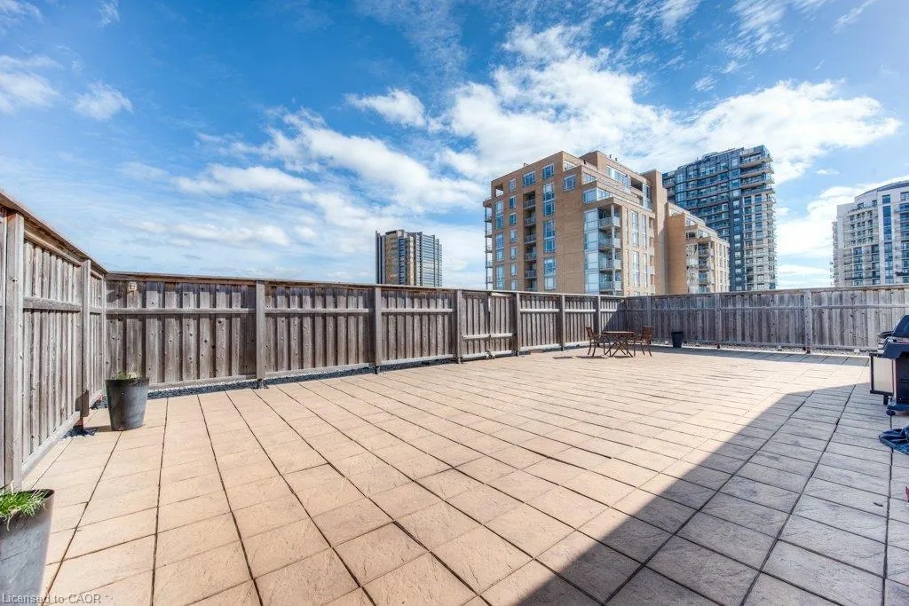 188 King Street S #401