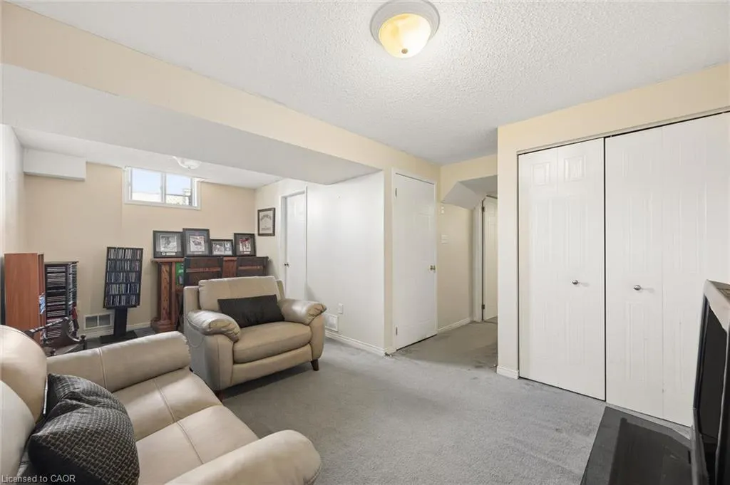 67 Apple Tree Drive