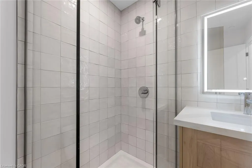 56 York Boulevard #211