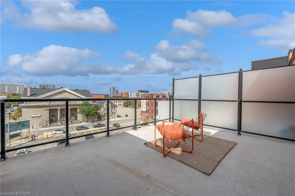 56 York Boulevard #211