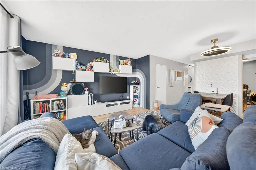 350 Quigley Road #543