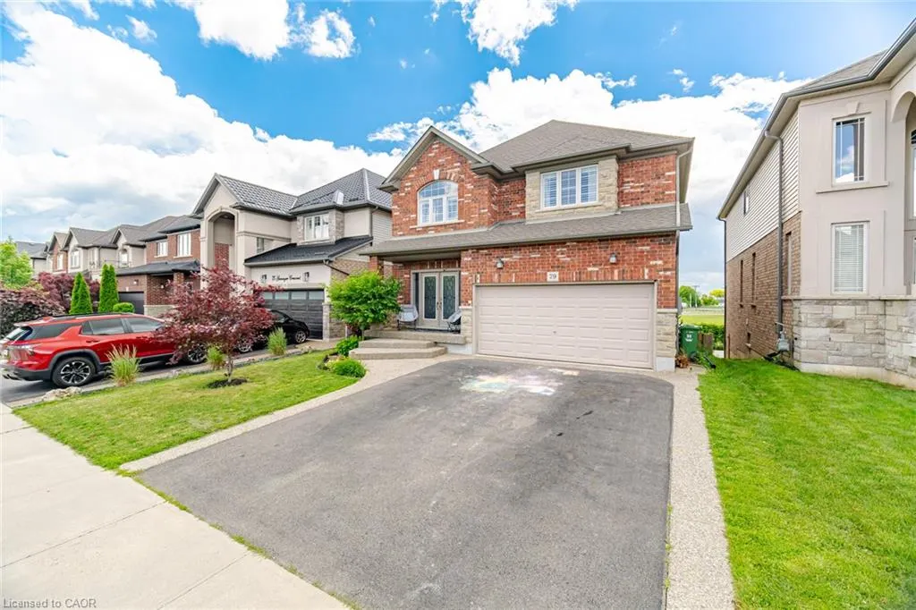 79 Garinger Crescent