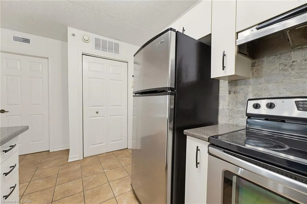 4025 Kilmer Drive #203