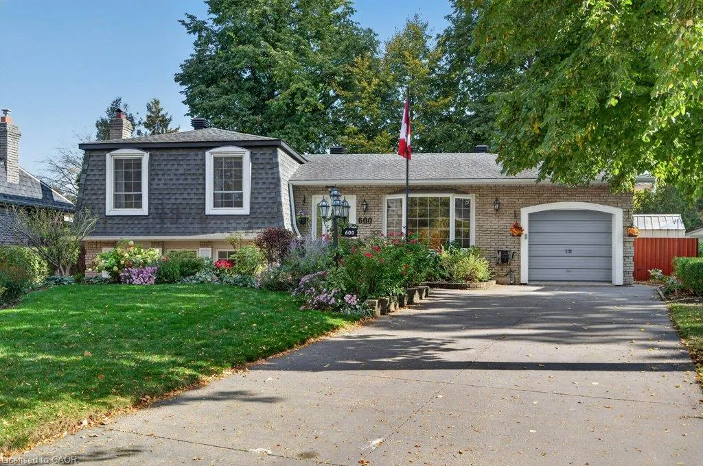 600 Holly Hill Crescent