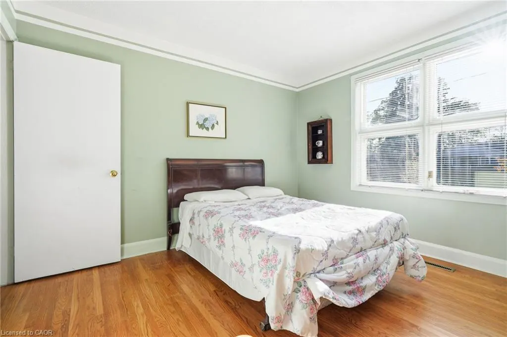 2117 Maplewood Drive
