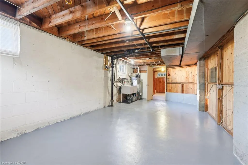 2117 Maplewood Drive
