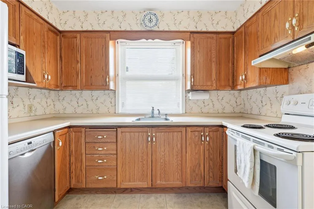 2117 Maplewood Drive