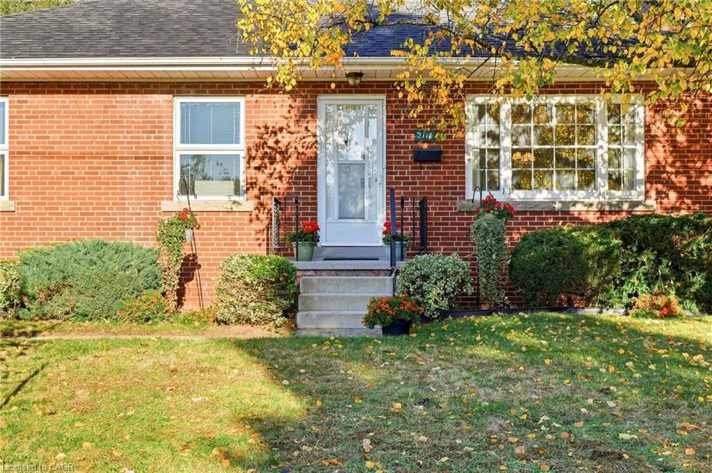2117 Maplewood Drive