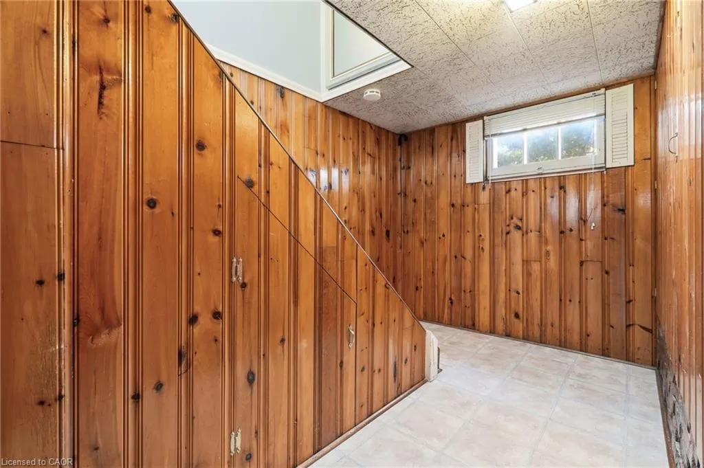 2117 Maplewood Drive