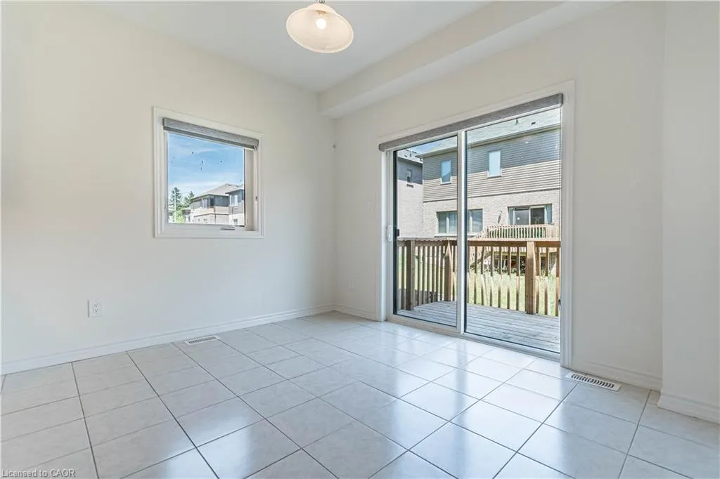 11 Brewis Street