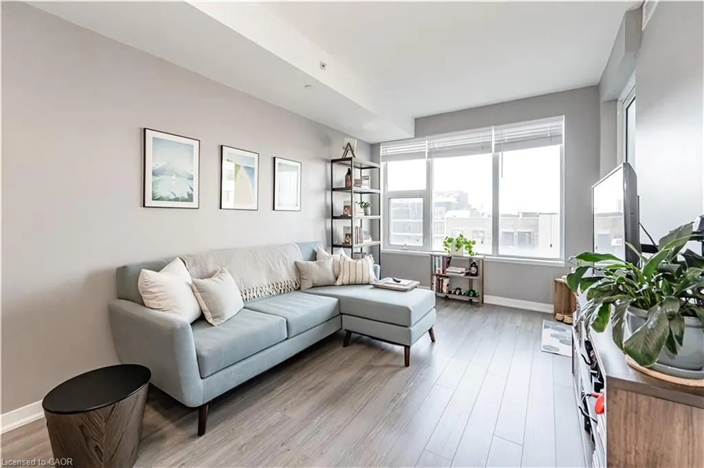 85 Duke Street W #409
