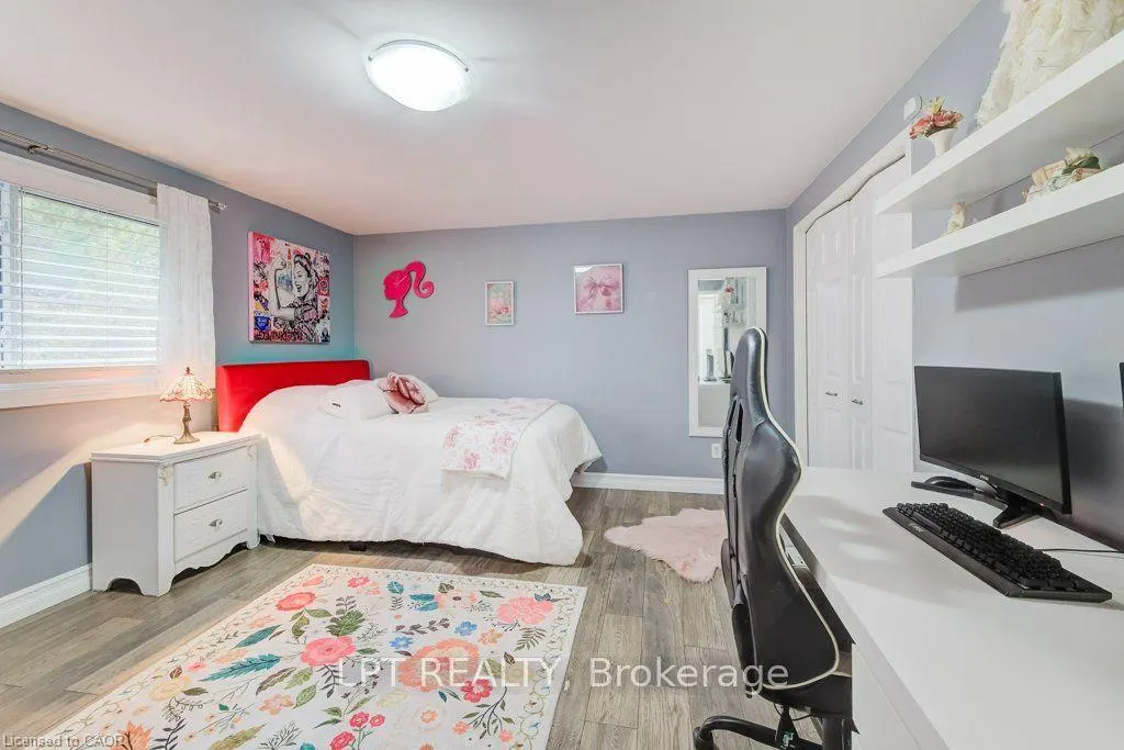 28 BRIDLEWOOD Bridlewood Drive
