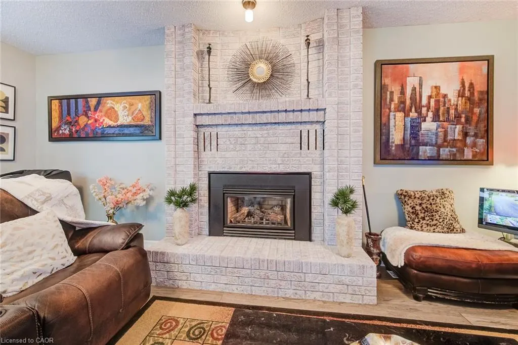 28 Bridlewood Drive