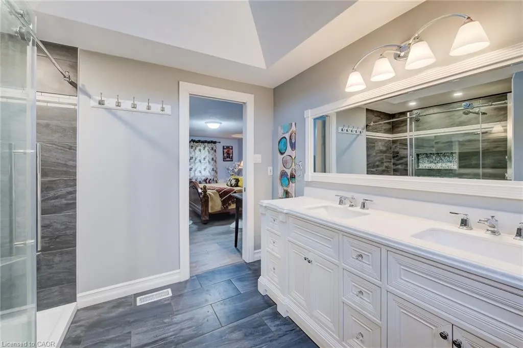 28 Bridlewood Drive