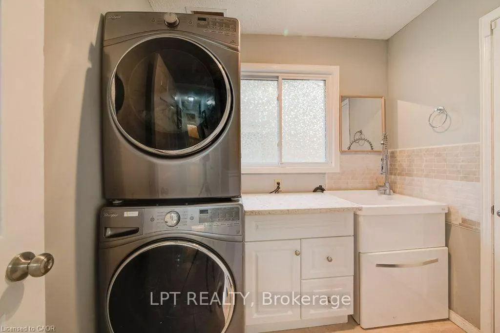 28 BRIDLEWOOD Bridlewood Drive