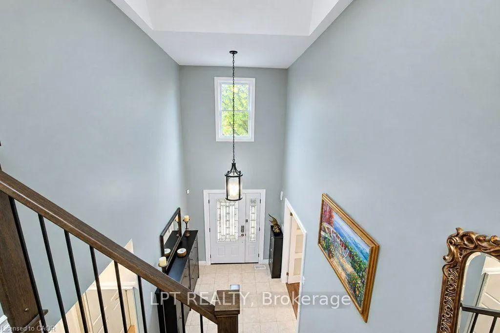 28 BRIDLEWOOD Bridlewood Drive