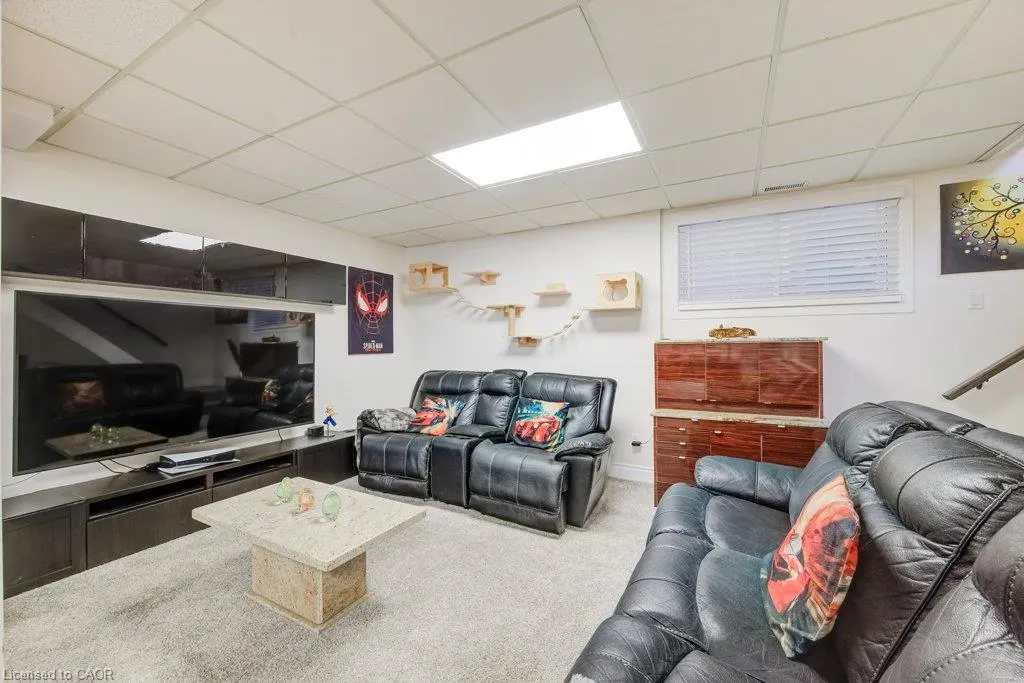 28 Bridlewood Drive