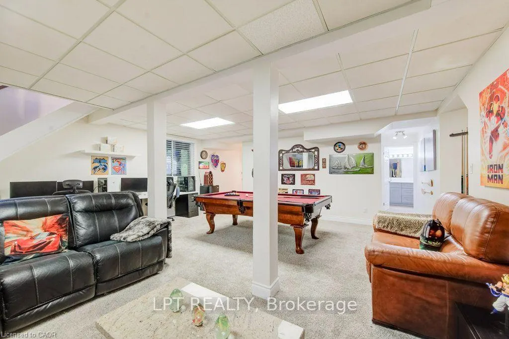 28 BRIDLEWOOD Bridlewood Drive
