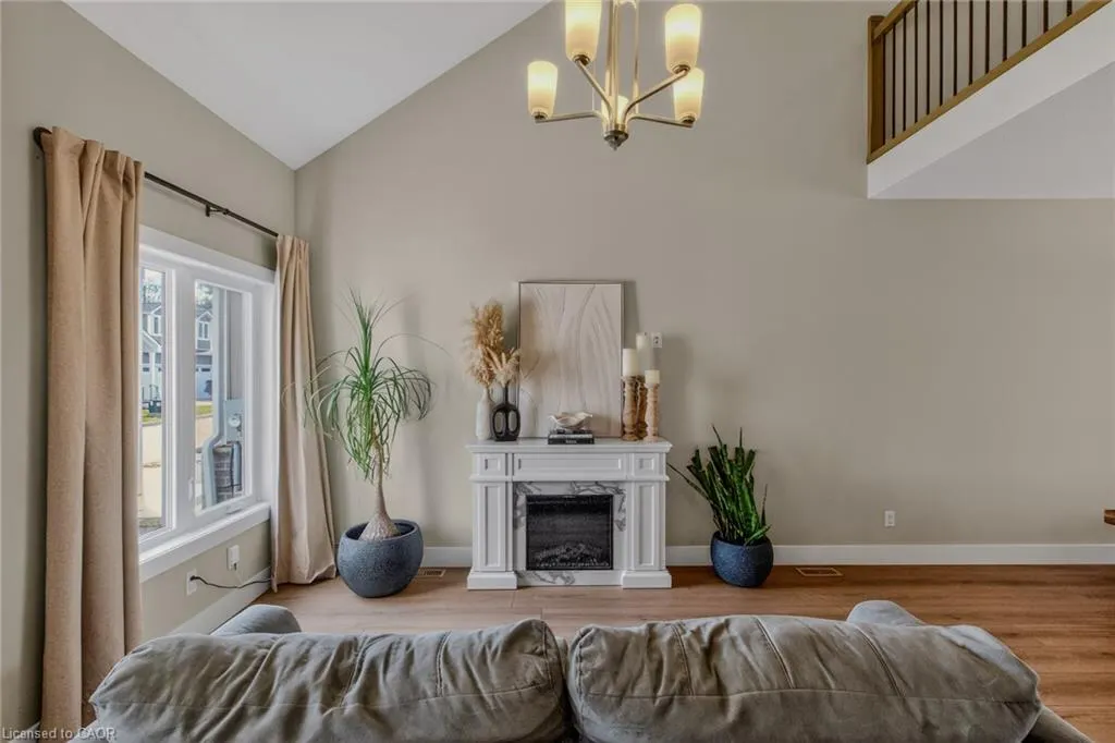 744 Nelson Street #5