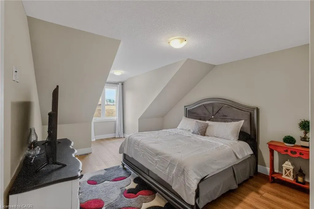 744 Nelson Street #5