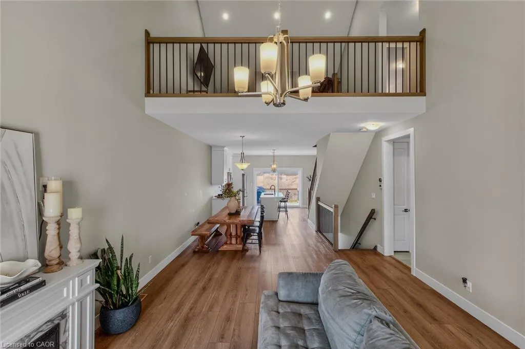 744 Nelson Street #5