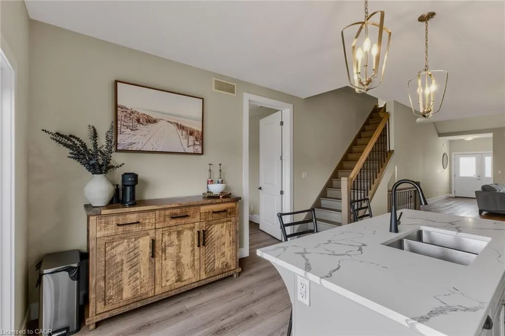 744 Nelson Street #5