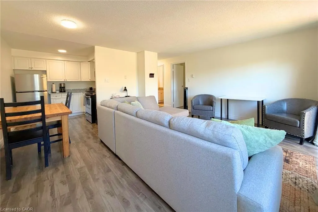 276 Eiwo Court #204