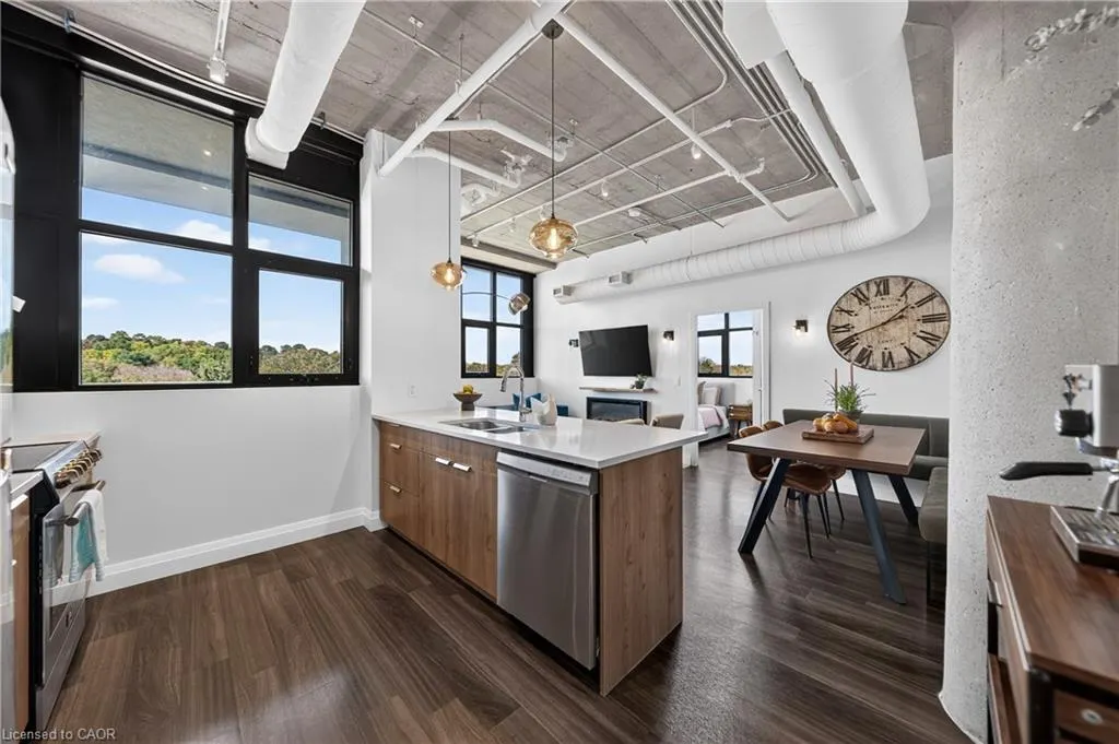 120 Huron Street #418