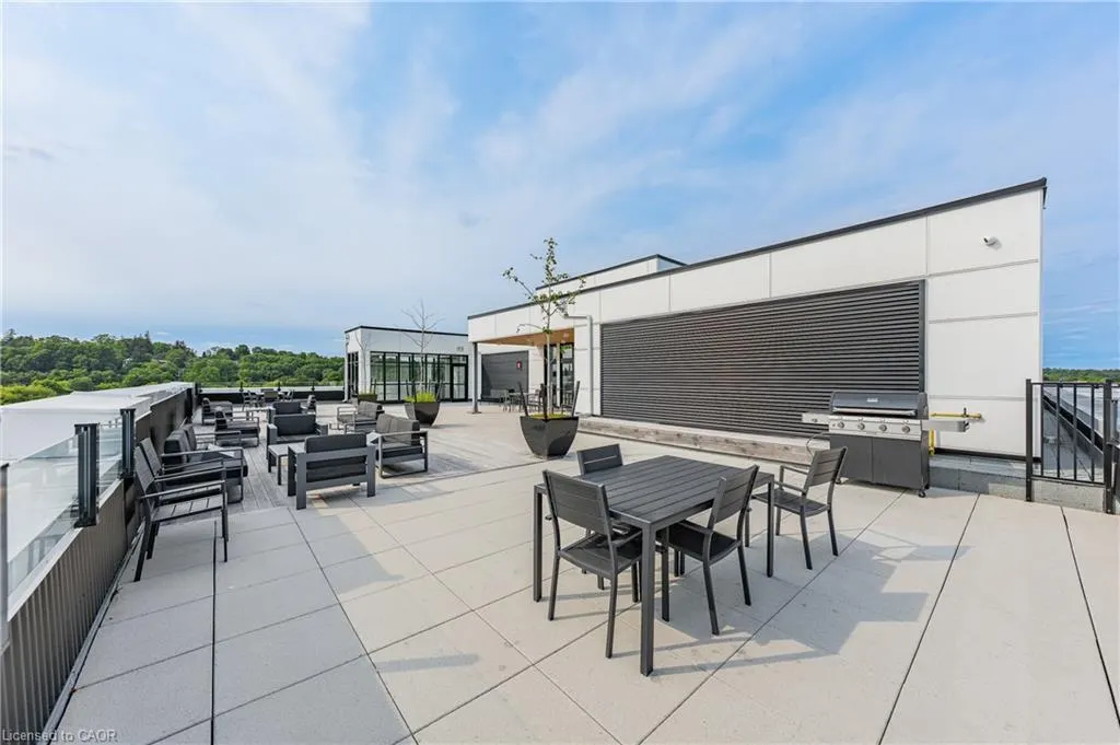 120 Huron Street #418