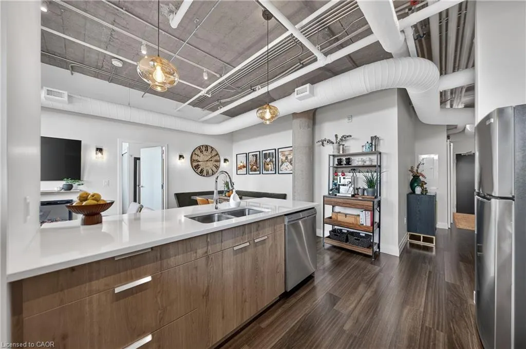 120 Huron Street #418
