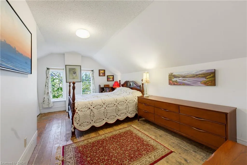 1256 Maryhill Road