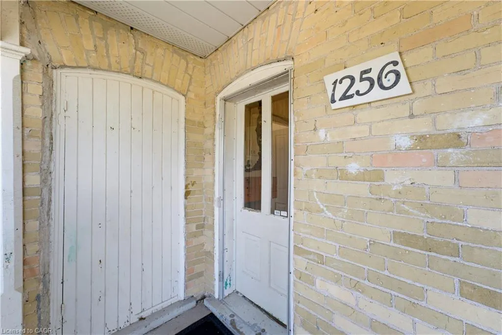 1256 Maryhill Road