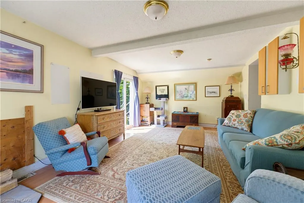1256 Maryhill Road