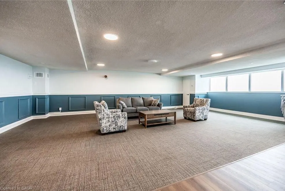 375 King Street N #1102