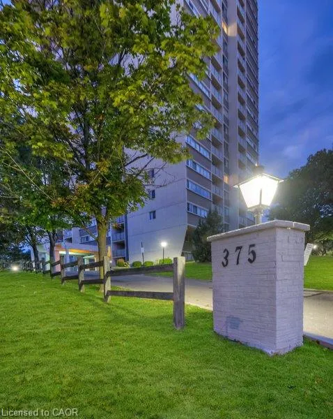 375 King Street N #1102
