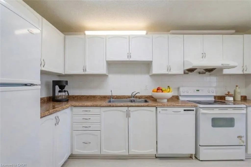 375 King Street N #1102