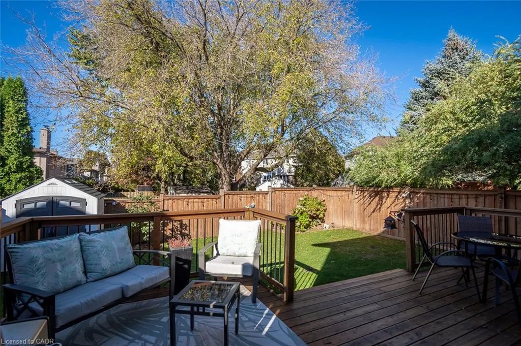 45 Niska Drive