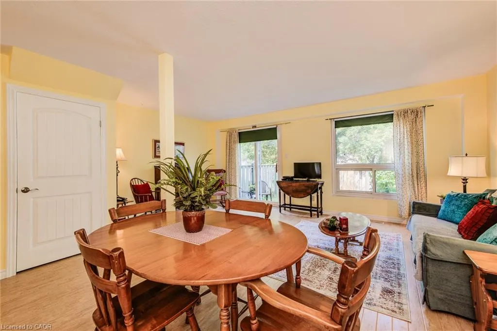 32 Mowat Boulevard #25