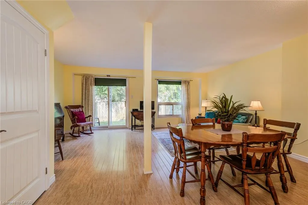 32 Mowat Boulevard #25