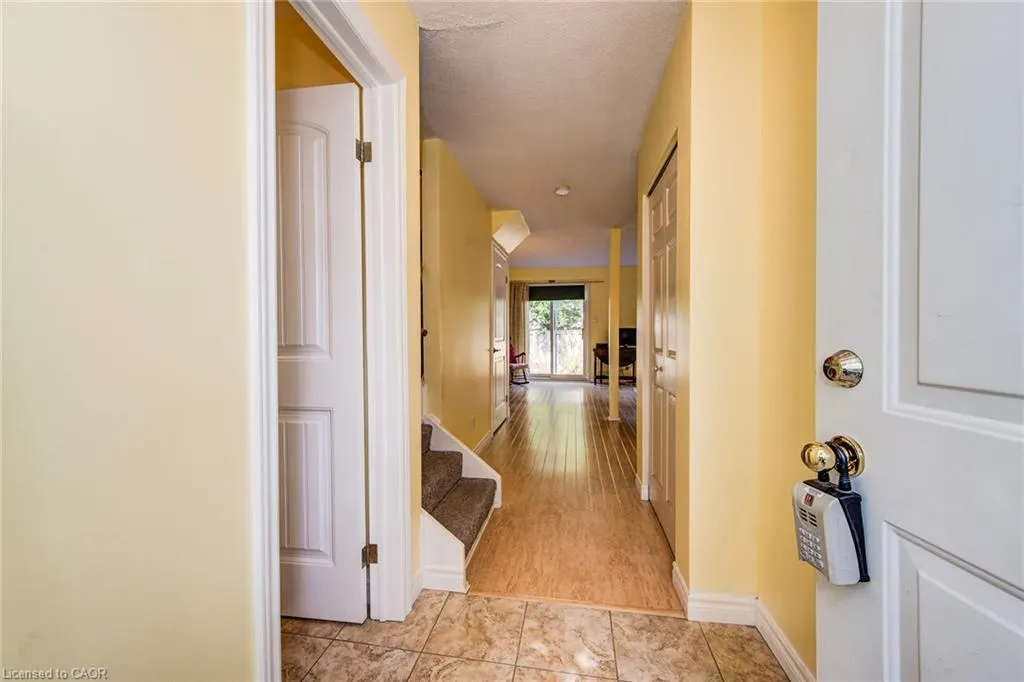 32 Mowat Boulevard #25