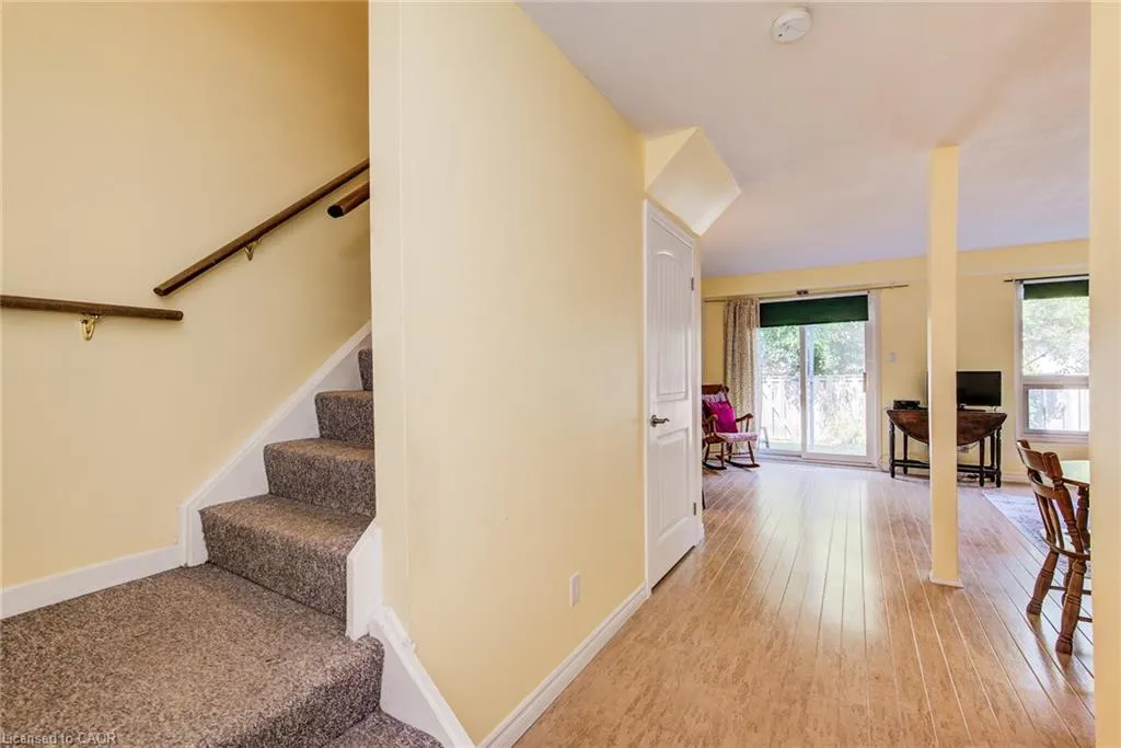 32 Mowat Boulevard #25