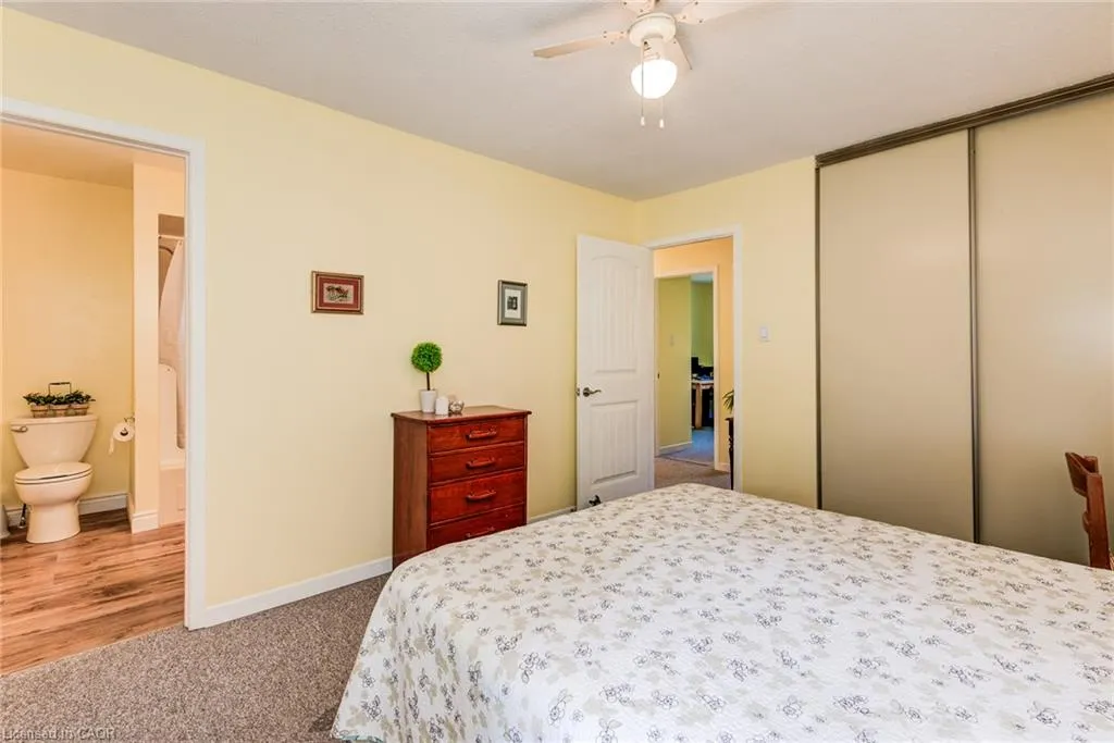 32 Mowat Boulevard #25