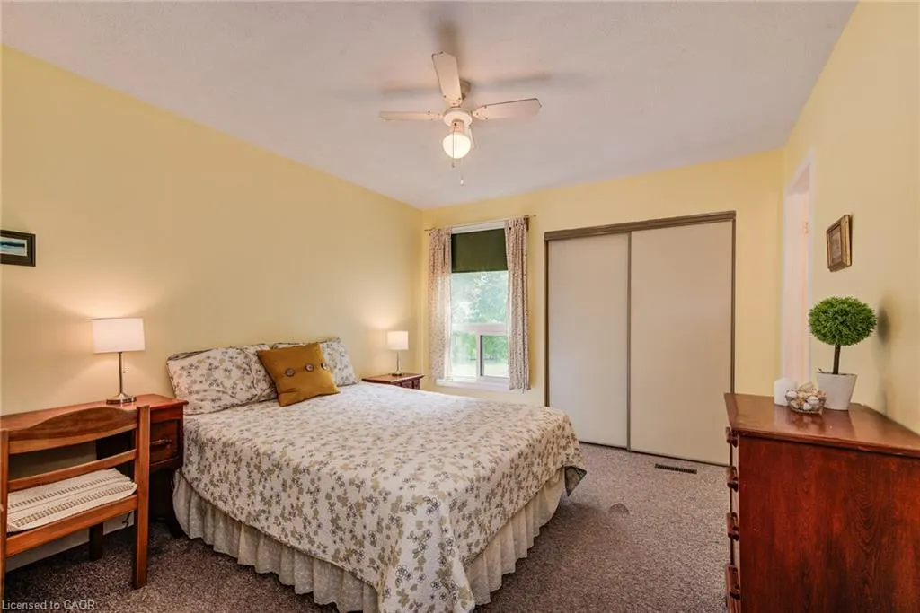 32 Mowat Boulevard #25