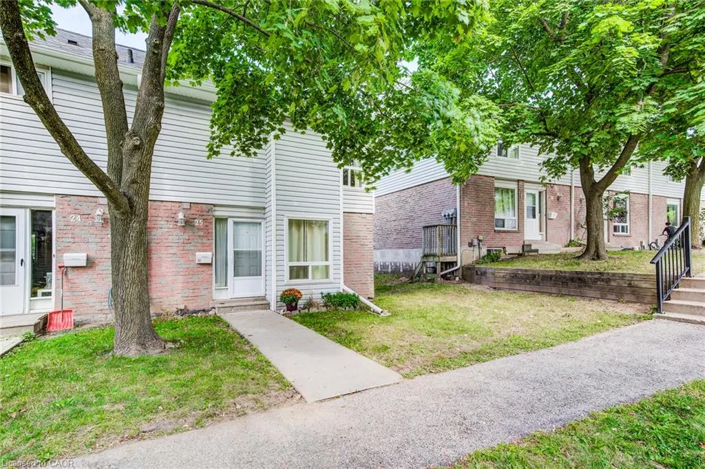 32 Mowat Boulevard #25