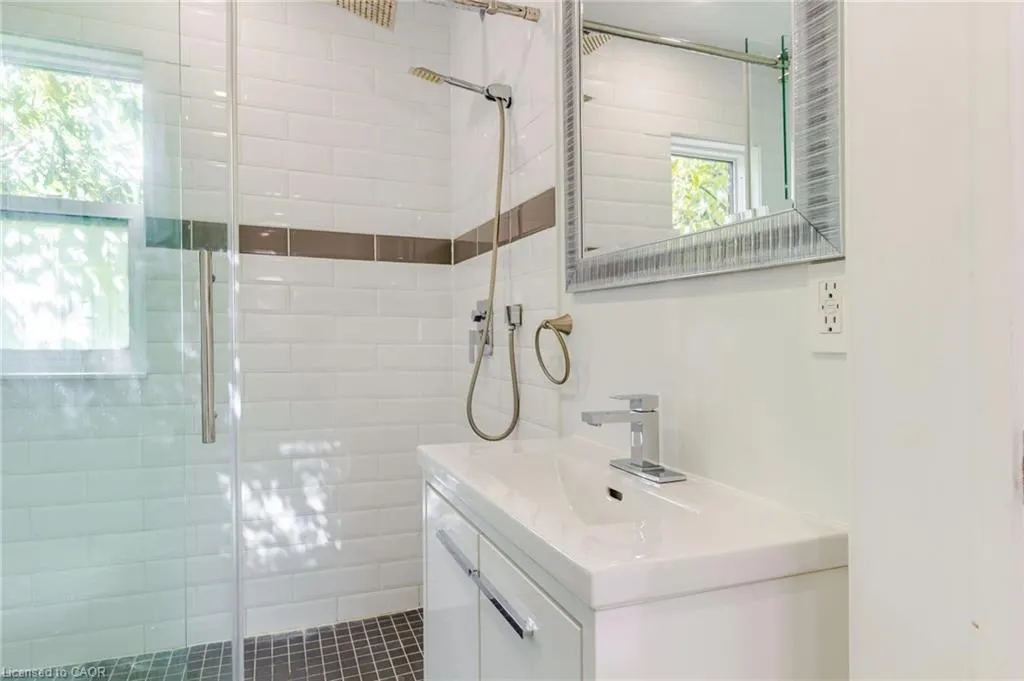 734 Cannon Street E #2