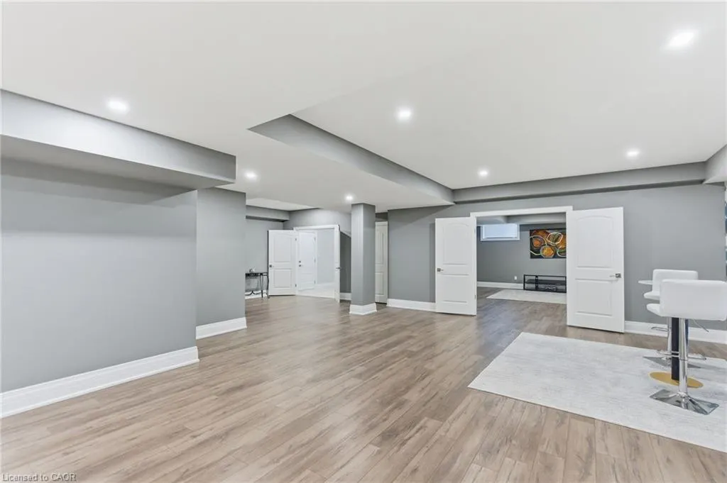 5 Kramer Court