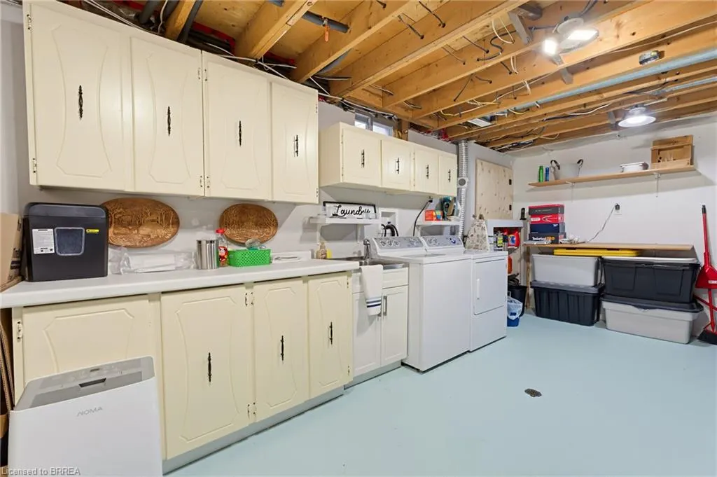 30 Maple Crescent