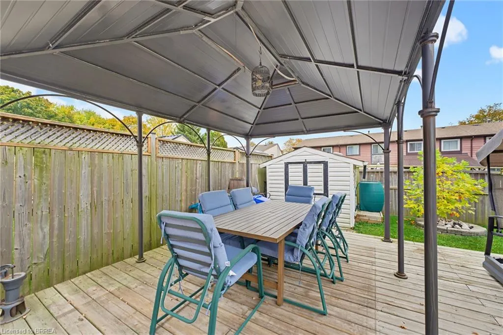 30 Maple Crescent