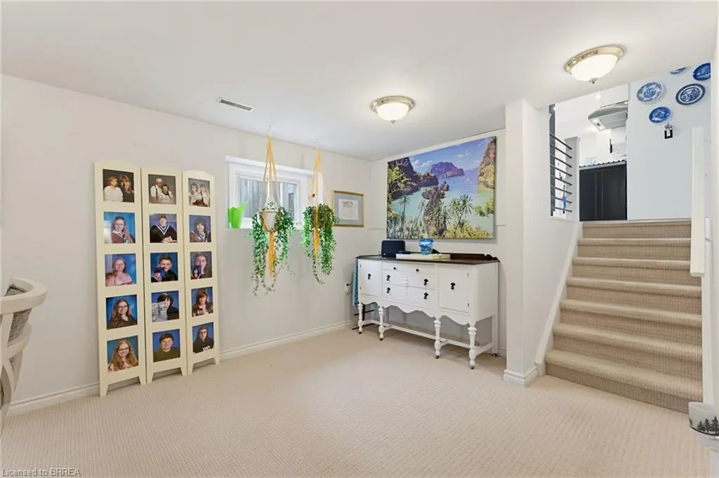 30 Maple Crescent
