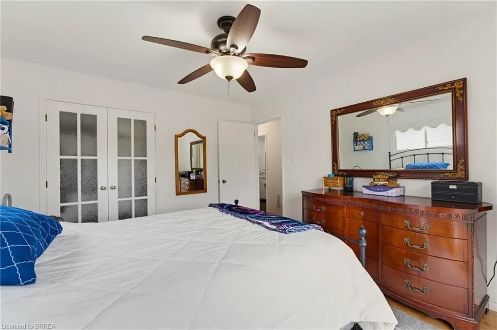 30 Maple Crescent